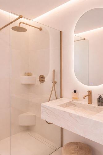 Luxury Suite with Sea View on La Croisette