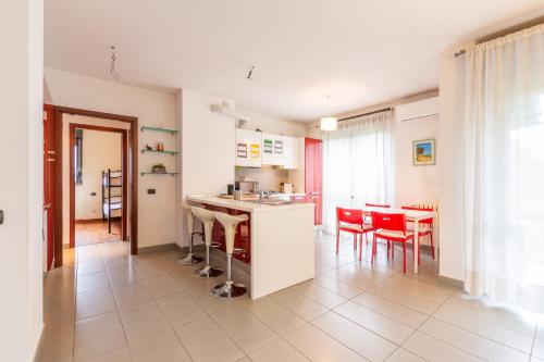 Navigli Apartment for 7 - Metro 100m - I-Host