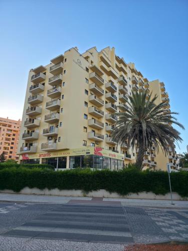 Sunny Haven 4 minutes walk to the beach Praia da Rocha