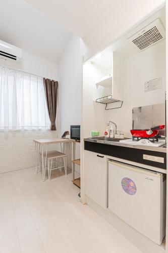 Cozy Loft in Quiet Area 10-min to Metro