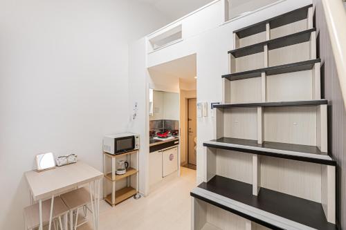 Cozy Loft in Quiet Area 10-min to Metro
