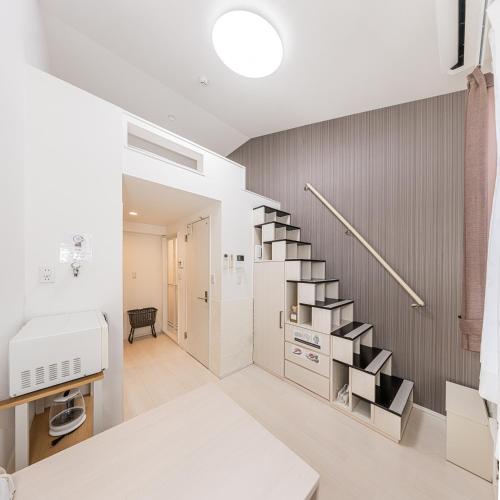 Cozy Loft in Quiet Area 10-min to Metro