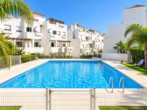 Penthouse Seaview and Golf Valle Romano Estepona