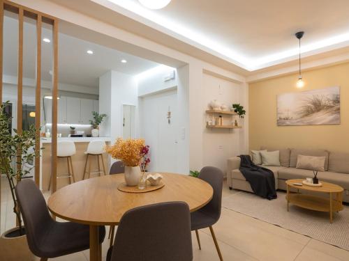 Urban Glow - Central 2BR