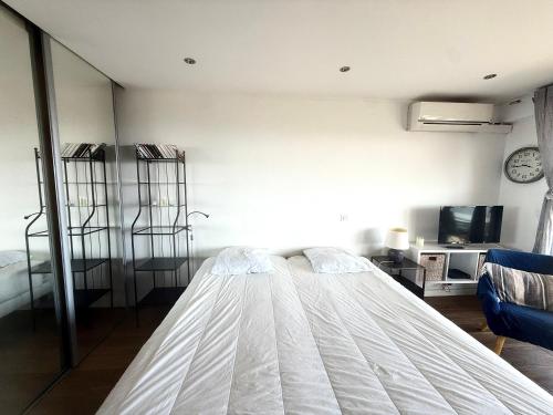 Studio vue mer et piscine Cannes 4 personnes