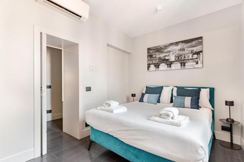 Roma Centro Trevi 2 bedroom Kasa Trevi
