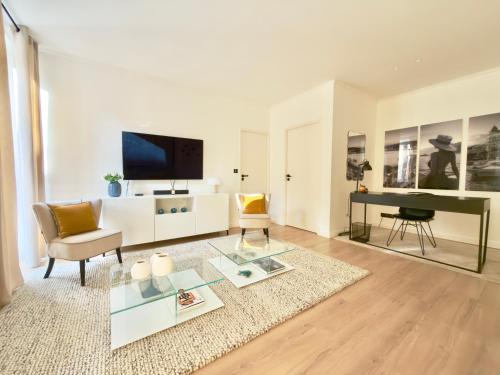 Prestige Suite Cannes - Luxury 80m2 2BR 2BA - 3 min to Croisette & Beach