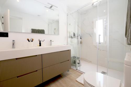 Estepona West Luxury Family Villa BRISAMAR
