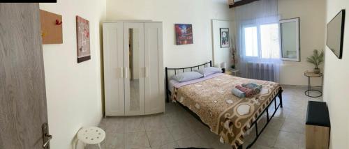 Maraki's house