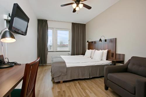 First Hotel Brommaplan Image