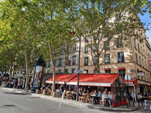 St Germain Apart 6 Arro