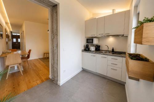 Lemon Tree House 387 Private Garden 2 Minutes to Metro