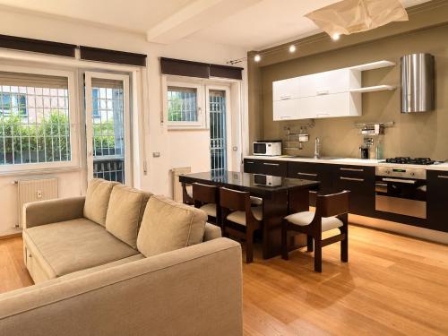 Acquedotti Contemporary Flat