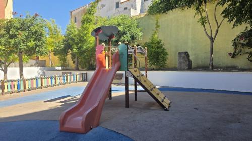 Lagos Pop Art | Piscina, Design e Central