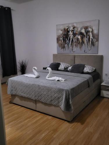 Rijeka apartment with free parking and large balcony
