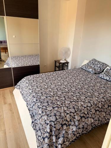 Chambre Privée Spacieuse dans un Appartement Partagé ,Parking Gratuit, Résidence Fermée