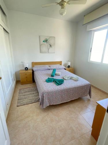 Torrevieja Seaside Apartment with Pool & Balcony