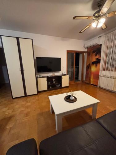 Apartman Mimoz