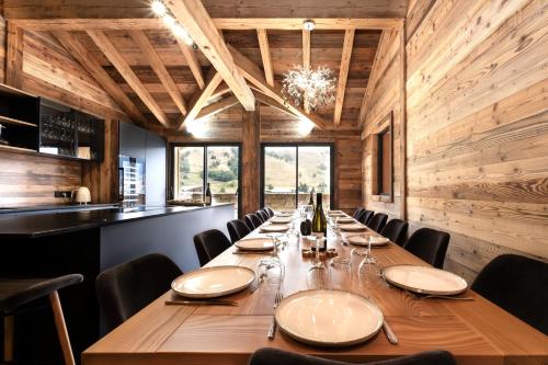 Luxury Chalet - 15 personnes - Piscine & Sauna