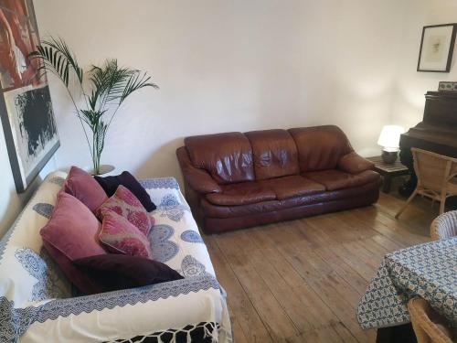 Charming flat with 2 bedrooms on Lisbon's 7th hill
