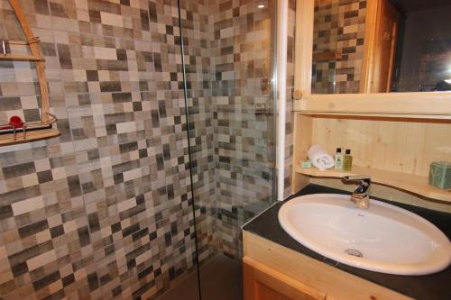 Résidence Altineige - ALTINEIGE APPARTEMENT 28M² 3 PERS RENOVE MAE-7423