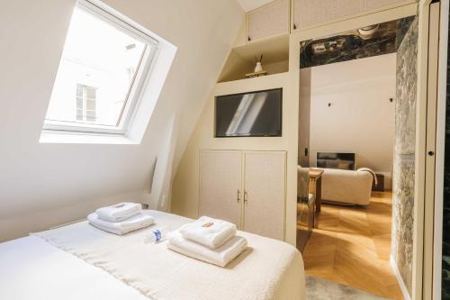 Charming apartment St Honore -1BR-2P - Louvre