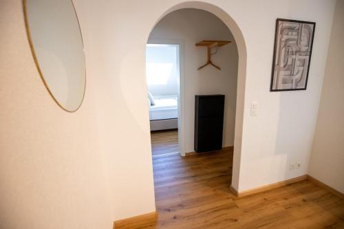 Bright Apartment in central Basel - Special WHITE RABBIT 32 Apartment, Basel, up to 6 guests