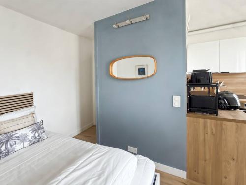 Studio lumineux pres du canal Saint Martin
