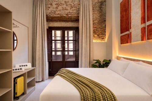 Coeo Fresca Roof Garden Signature Apartments