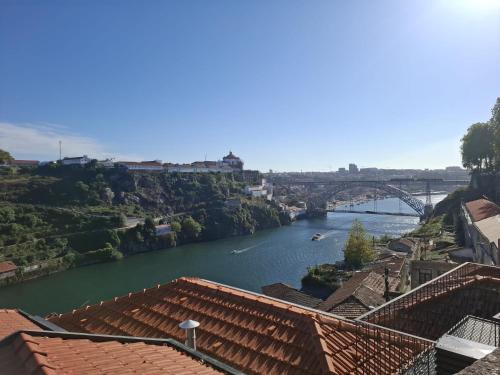 A Window to Porto - Fontaínhas House
