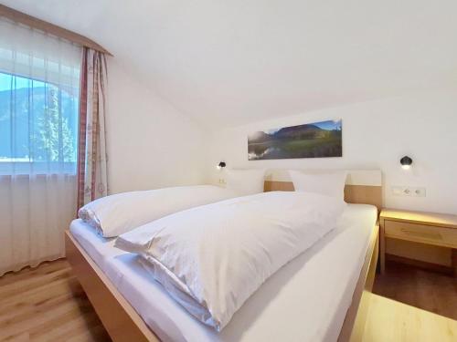Apartment Edelweiß by Interhome