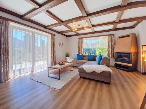 Holiday Home Ferienhaus Lanzinger by Interhome