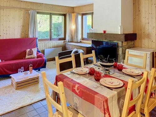 Apartment Les Naines Brunes by Interhome