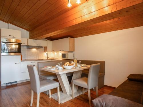 Apartment Gästehaus Steger incl- Sommercard by Interhome