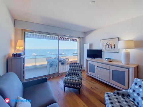 Apartment Les Caravelles by Interhome