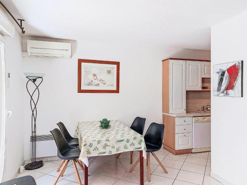 Apartment Virginie by Interhome