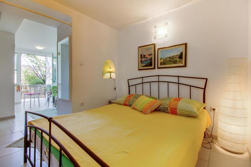 Katil atau katil-katil dalam bilik di Apartment Neno - Terrace & Parking