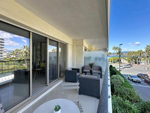 Studio apartment on La Croisette with terrace