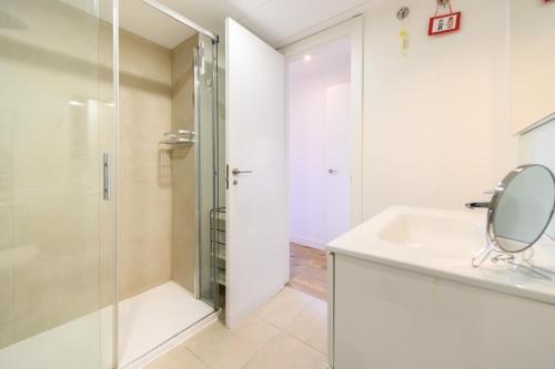 ASO941B - Piso de 3 dormitorios y 2 baños - Alquiler temporal