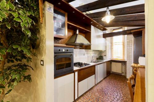 Elegant historic apartment in Città Studi