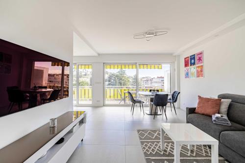 Elegance and serenity with terrace, view & A C