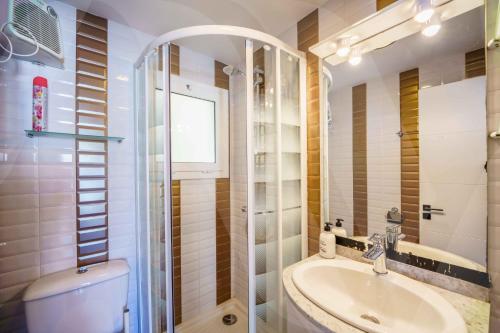 appartement spacieux vue mer avec piscine commune