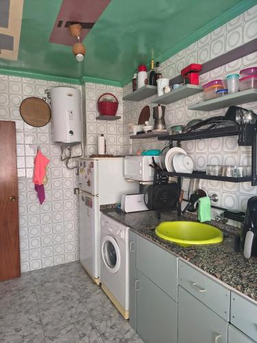 Apartment Two large beds Beach 300 mts AC