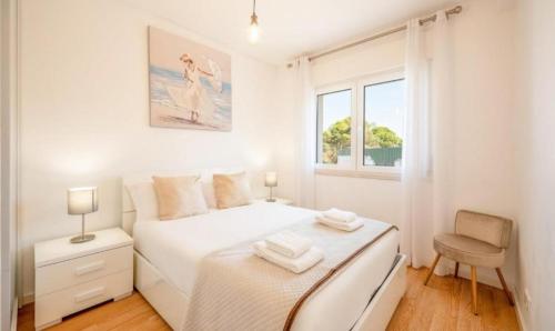 The Shoreline Villa Spacious 4BDR in Caparica