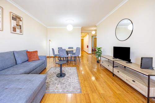 Golden Retreat Apartment by YOUR KEY MADEIRA