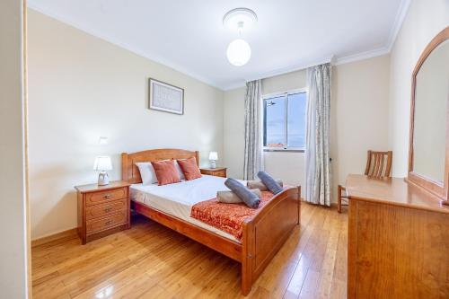 Golden Retreat Apartment by YOUR KEY MADEIRA