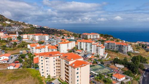 Golden Retreat Apartment by YOUR KEY MADEIRA