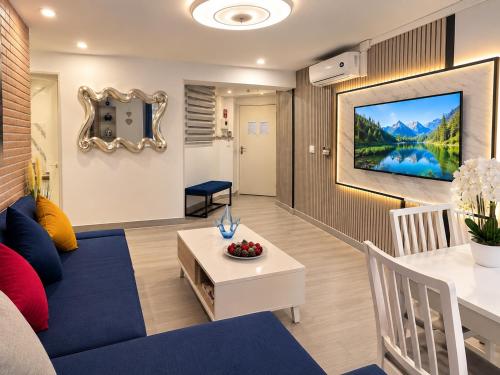 Rambla Apartment by the Sea