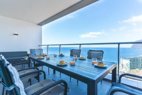 Pearl View by Atlantic Holiday