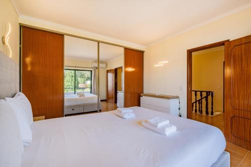 Paraiso dos Calicos by Dreamplaces